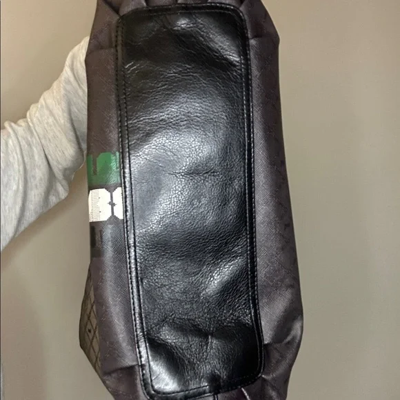 L. A. M. B. By Gwen Stefani. - Picture 3 of 6